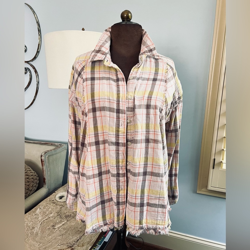 We The Free frayed oversized button down top, sz Small